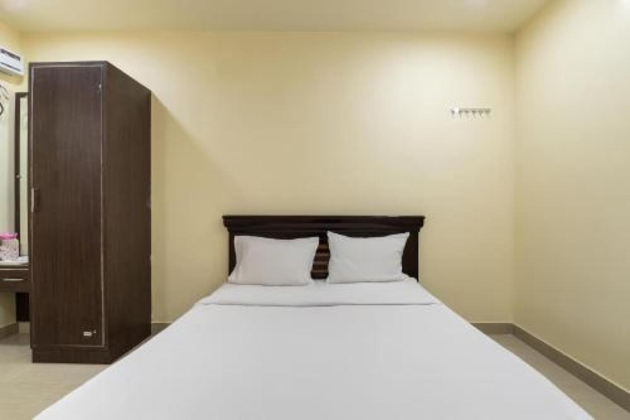 Hotel Prakrathi Residency Bangalore Buitenkant foto